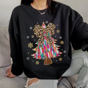 NEW Croquette Christmas Tree Graphic Crew Neck Long Sleeve Sweatshirt